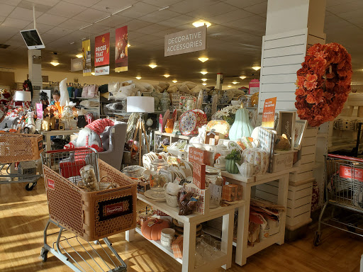 Department Store «HomeGoods», reviews and photos, 2731 N Elston Ave, Chicago, IL 60647, USA