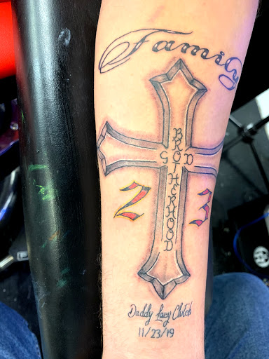 Tattoo Shop «Mystic Tattoo and Body Piercing», reviews and photos, 1150 Richmond Rd, Charlottesville, VA 22911, USA