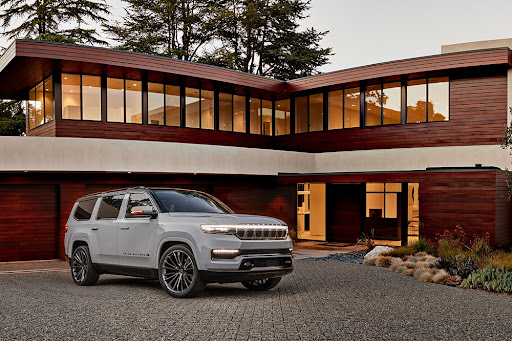 Car Dealer «Lone Star Chrysler Dodge Jeep Ram», reviews and photos, 8811 I-35, San Antonio, TX 78211, USA