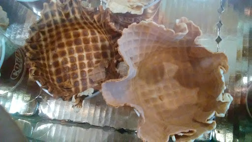 Ice Cream Shop «Cold Stone Creamery», reviews and photos, 3001 W Cheltenham Ave #3020, Wyncote, PA 19095, USA