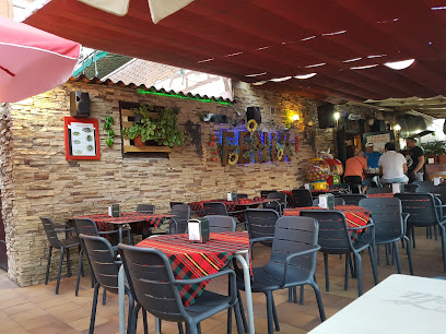Restaurante Fenix - C. Real, 20, 28400 Collado Villalba, Madrid, Spain