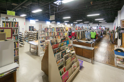 Thrift Store «The Resale Center», reviews and photos, 1505 34th St, Lubbock, TX 79411, USA