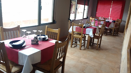 Restaurante Del Burgo - CL, 09491 Fresnillo de las Dueñas, Burgos, Spain