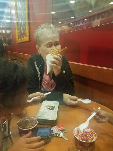 Ice Cream Shop «Cold Stone Creamery», reviews and photos, 2530 Aramingo Ave, Philadelphia, PA 19125, USA