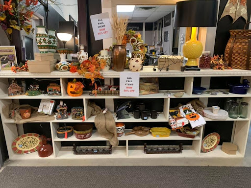 Thrift Store «Transitional Treasures», reviews and photos, 601 Towpath Rd e, Broadview Heights, OH 44147, USA