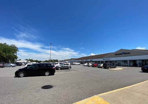 Shoe Store «Finish Line», reviews and photos, 1610 Lighthouse Pl, Michigan City, IN 46360, USA