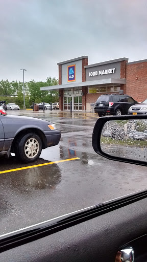 Supermarket «ALDI», reviews and photos, 465 Charles H Dimmock Pkwy, Colonial Heights, VA 23834, USA