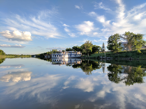 Selkirk Park, 486 Eveline St, Selkirk, MB R1A 1E6