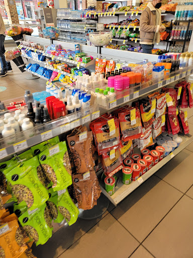 Convenience Store «Walgreens», reviews and photos, 801 7th St NW, Washington, DC 20001, USA