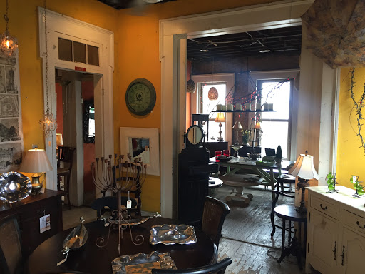 Home Goods Store «Red Tree Furniture», reviews and photos, 701 E Market St, Louisville, KY 40202, USA
