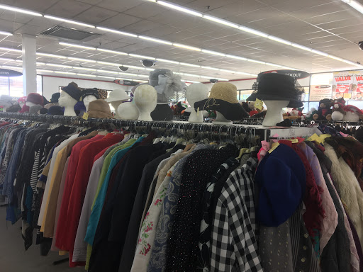 Thrift Store «Value World», reviews and photos, 11900 Detroit Ave, Lakewood, OH 44107, USA