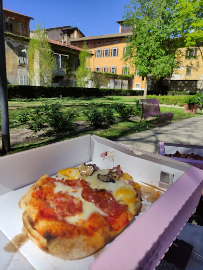 New Pinsa - Takeaway Gourmet - Via del Suffragio, 81, 38122 Trento TN, Italy