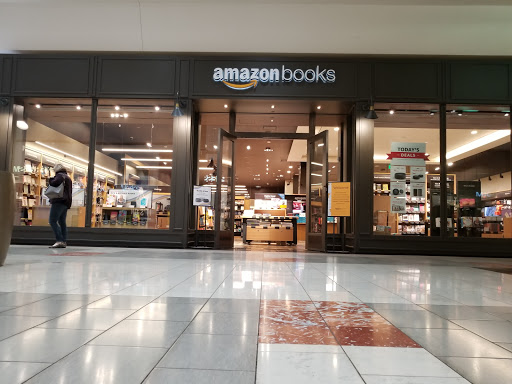 Book Store «Amazon Books», reviews and photos, 9585 SW Washington Square Rd, Portland, OR 97223, USA