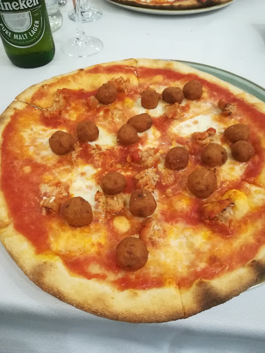 Al Diavoletto | Pizzeria in Carovigno, Provincia di Brindisi