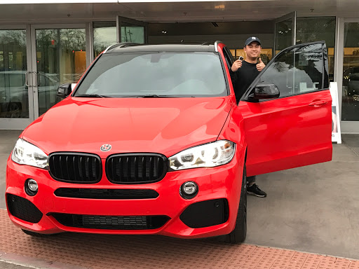 BMW Dealer «Chapman BMW On Camelback», reviews and photos, 830 E Camelback Rd, Phoenix, AZ 85014, USA