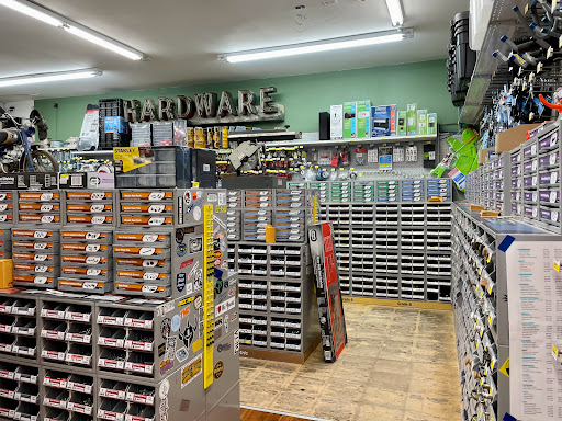 Hardware Store «Woodstock Hardware», reviews and photos, 4430 SE Woodstock Blvd, Portland, OR 97206, USA