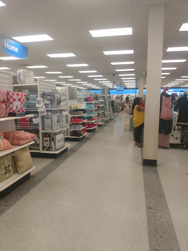 Clothing Store «Ross Dress for Less», reviews and photos, 14200 Baltimore Ave, Laurel, MD 20707, USA