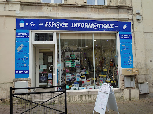 Espace Informatique à Longué-Jumelles