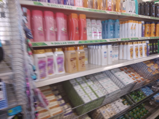Dollar Store «Dollar Tree», reviews and photos, 12533 Olive Blvd, Creve Coeur, MO 63141, USA