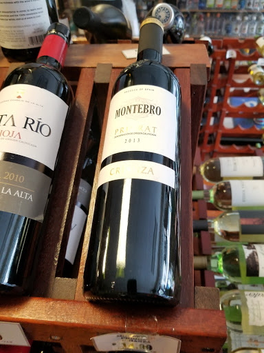 Liquor Store «Nostrand Wines & Liquors», reviews and photos, 549 Nostrand Ave, Brooklyn, NY 11216, USA