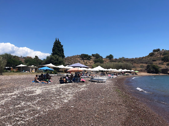 Petrothalassa beach