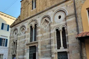 Church of Saint Peter in Vinculis image