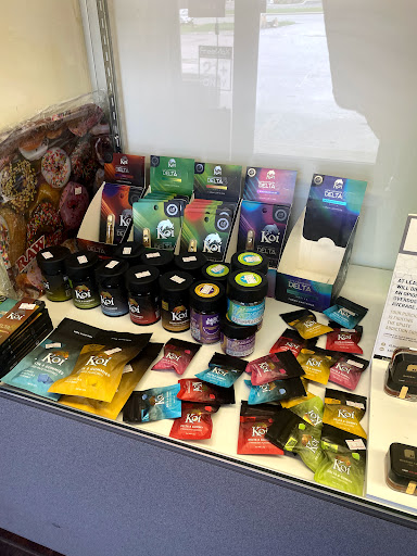 Vaporizer Store «The Cloudy Vapor», reviews and photos, 1303 N Main St c, Shelbyville, TN 37160, USA