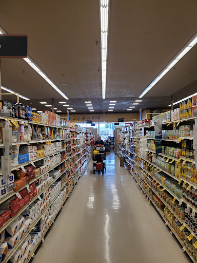 Grocery Store «Safeway», reviews and photos, 1755 Pacific Hwy W, Junction City, OR 97448, USA