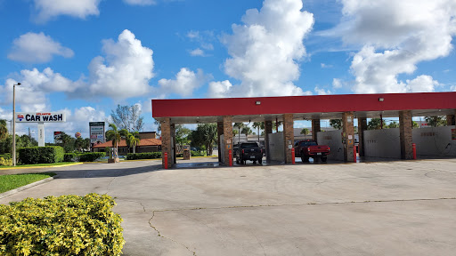 Atlantis Car Wash en Lantana