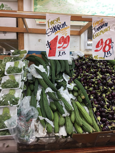 Produce Market «Fresh Farms», reviews and photos, 2626 W Devon Ave, Chicago, IL 60659, USA