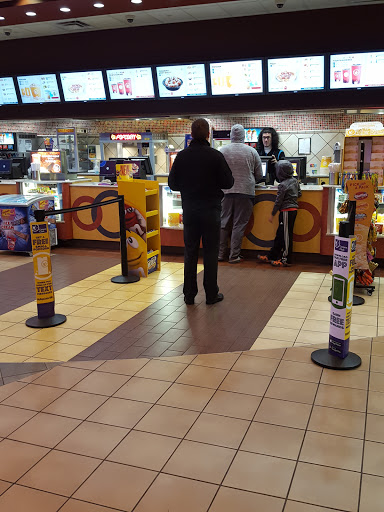 Movie Theater «Regal Cinemas River Ridge 14», reviews and photos, 3411 Candlers Mountain Rd, Lynchburg, VA 24502, USA