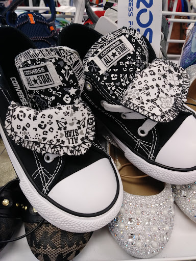 Clothing Store «Ross Dress for Less», reviews and photos, 1082 S Mt Vernon Ave, Colton, CA 92324, USA