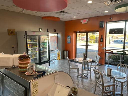 Donut Shop «Nuvo Donuts», reviews and photos, 103 Township Dr, Hendersonville, TN 37075, USA