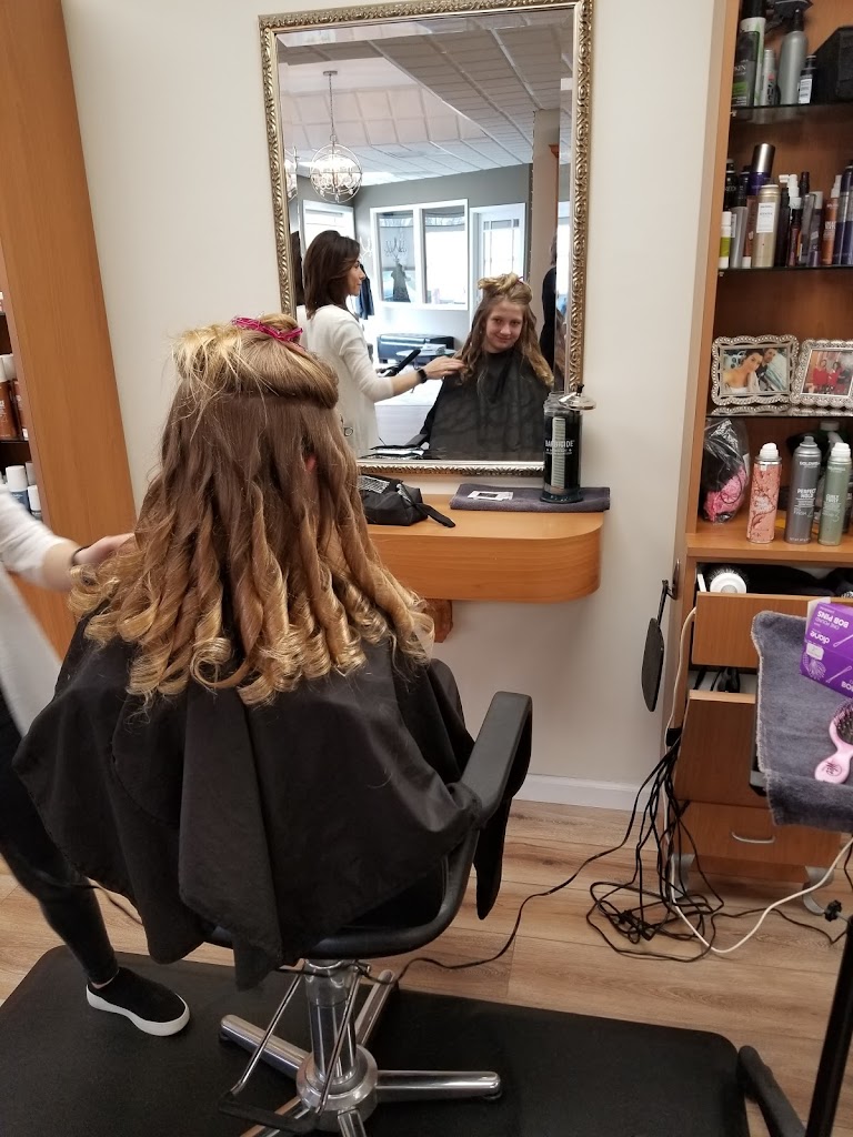 Reflections Unisex Hair Salon 08223