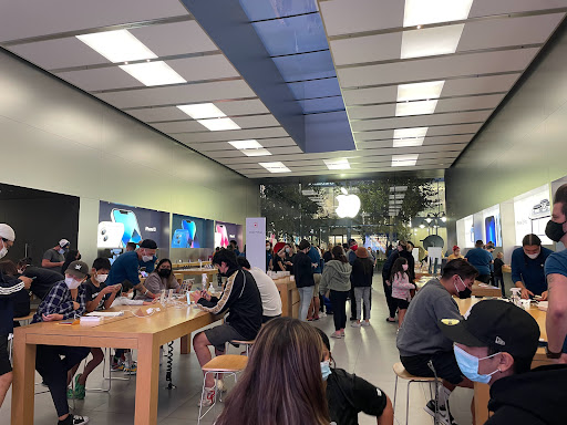 Computer Store «Apple Victoria Gardens», reviews and photos, 12461 S Mainstreet, Rancho Cucamonga, CA 91739, USA