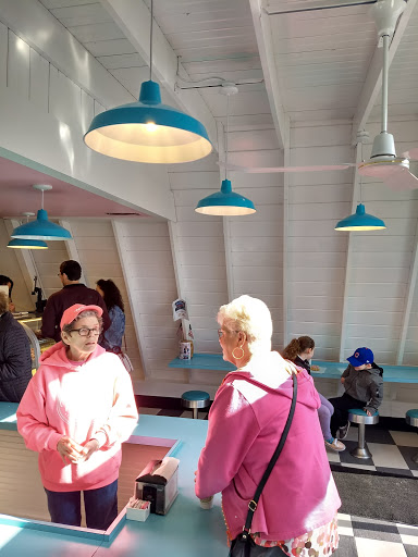 Donut Shop «Mary Lou Donuts», reviews and photos, 1830 S 4th St, Lafayette, IN 47905, USA