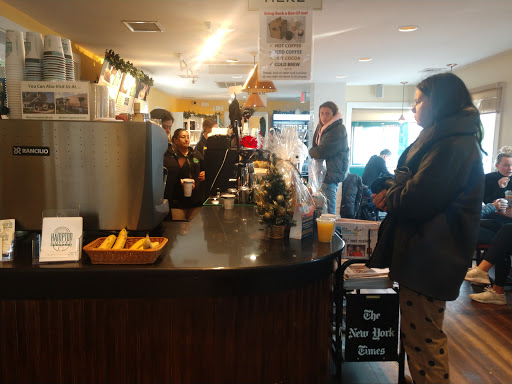 Coffee Shop «Hampton Coffee Company», reviews and photos, 869 Montauk Hwy, Water Mill, NY 11976, USA