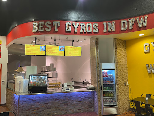 Moe’s Gyro (Gyros and Wings)