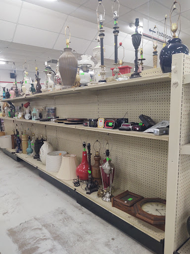 Thrift Store «Waterfront Rescue Mission Thrift Store», reviews and photos