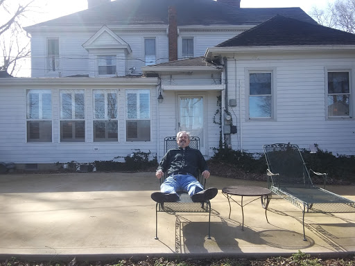 Lodge «The Farmhouse Inn», reviews and photos, 108 W Swan St, Centerville, TN 37033, USA