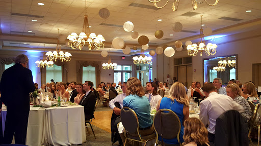 Country Club «Broadmoor Country Club», reviews and photos, 2155 Kessler Blvd W Dr, Indianapolis, IN 46228, USA