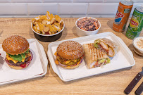 Plats et boissons du Restaurant DELIGHT BURGER à Puteaux - n°1