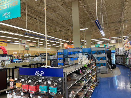 Pet Supply Store «Petco Animal Supplies», reviews and photos, 4475 SW 40th Ave, Ocala, FL 34474, USA