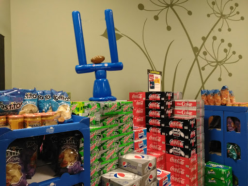 Shopping Mall «Bear Valley Shopping Center», reviews and photos, 3100 S Sheridan Blvd, Denver, CO 80227, USA