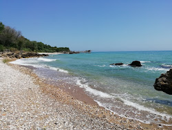 Foto von Spiaggia della Canale und die siedlung