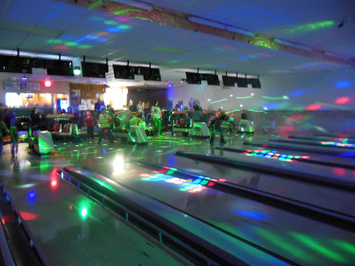 Bowling Alley «Peotone Bowling Center», reviews and photos, 210 N 2nd St, Peotone, IL 60468, USA