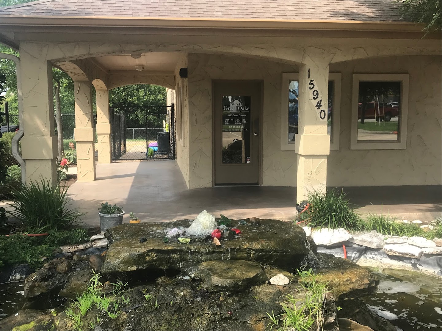PetSuites Great Oaks