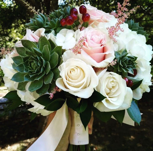 Florist «Petals Flowers & Fine Gifts», reviews and photos, 4 Rockland Rd, Wilmington, DE 19807, USA