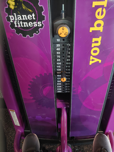 Shopping Mall «Washington Square Mall.», reviews and photos, 4849 W North Ave, Chicago, IL 60639, USA