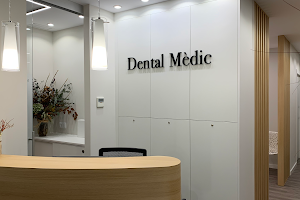 Clínica Dental Mèdic / Implantes Dentales, Ortodoncia Invisible, Estética, Urgencias image